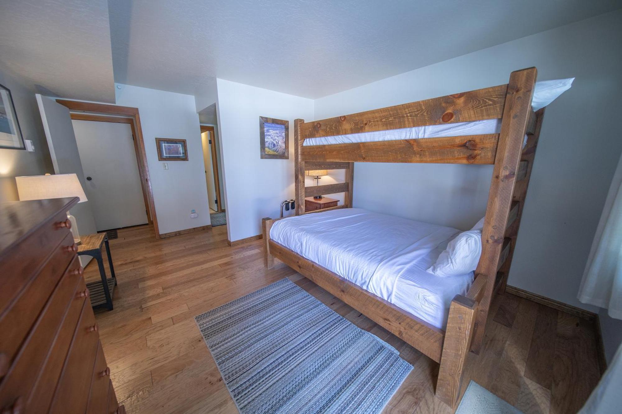 Quicksilver 1626 By Summitcove Lodging Кийстоун Екстериор снимка