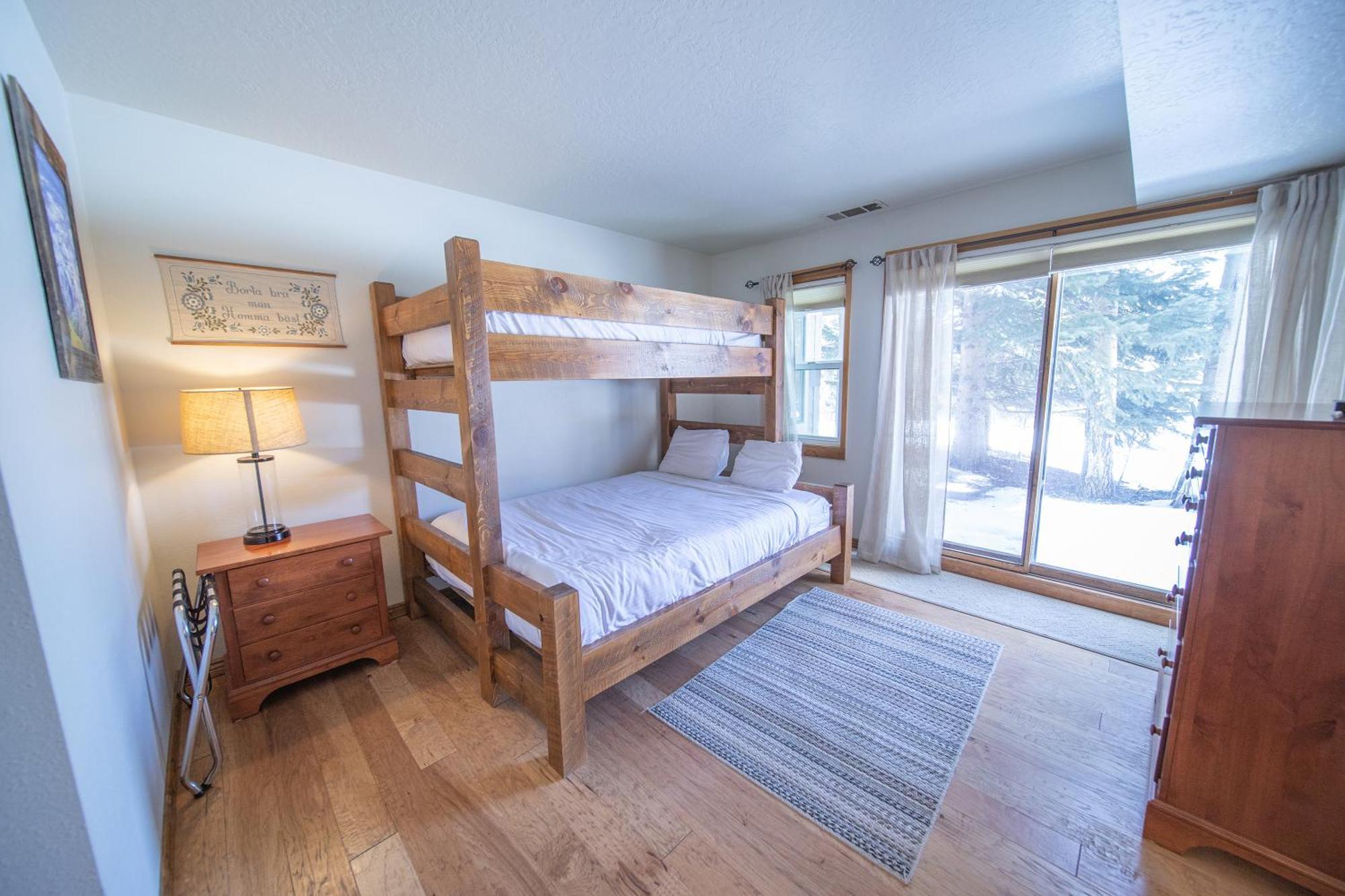 Quicksilver 1626 By Summitcove Lodging Кийстоун Екстериор снимка